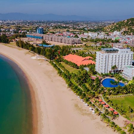 Saigon - Ninh Chu Hotel & Resort Фан Ранг Екстериор снимка