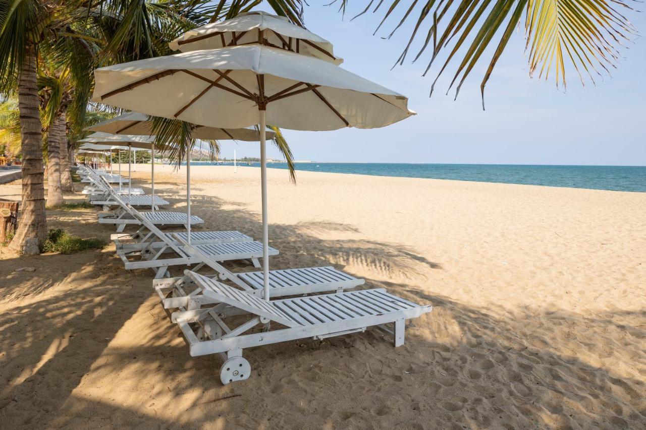 Saigon - Ninh Chu Hotel & Resort Фан Ранг Екстериор снимка