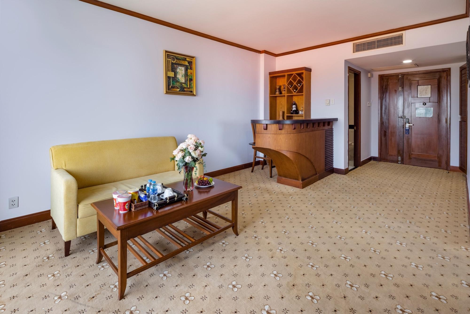 Saigon - Ninh Chu Hotel & Resort Фан Ранг Екстериор снимка